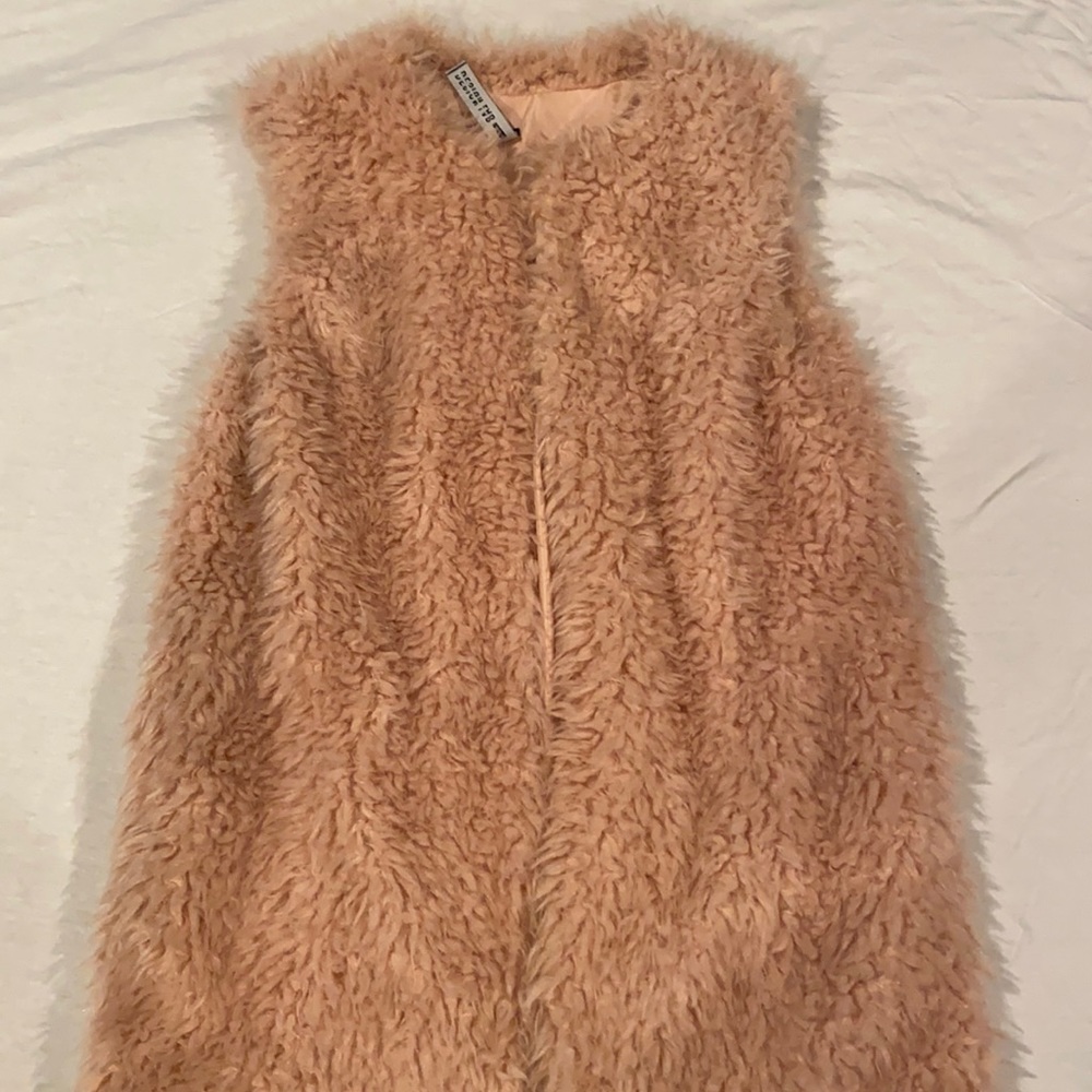 Pink fur vest WITH POCKETS